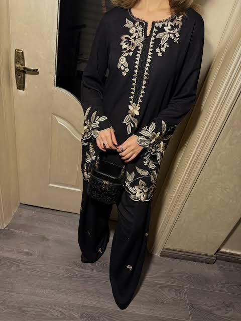 NF-337 Misbah Most trending Lawn 2PC