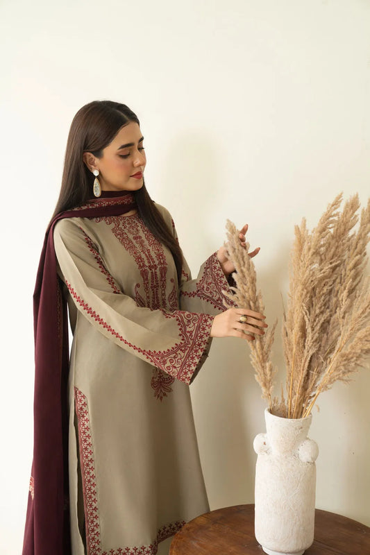 NF-313 Baroque Top Trending Embroidered Lawn 3PC