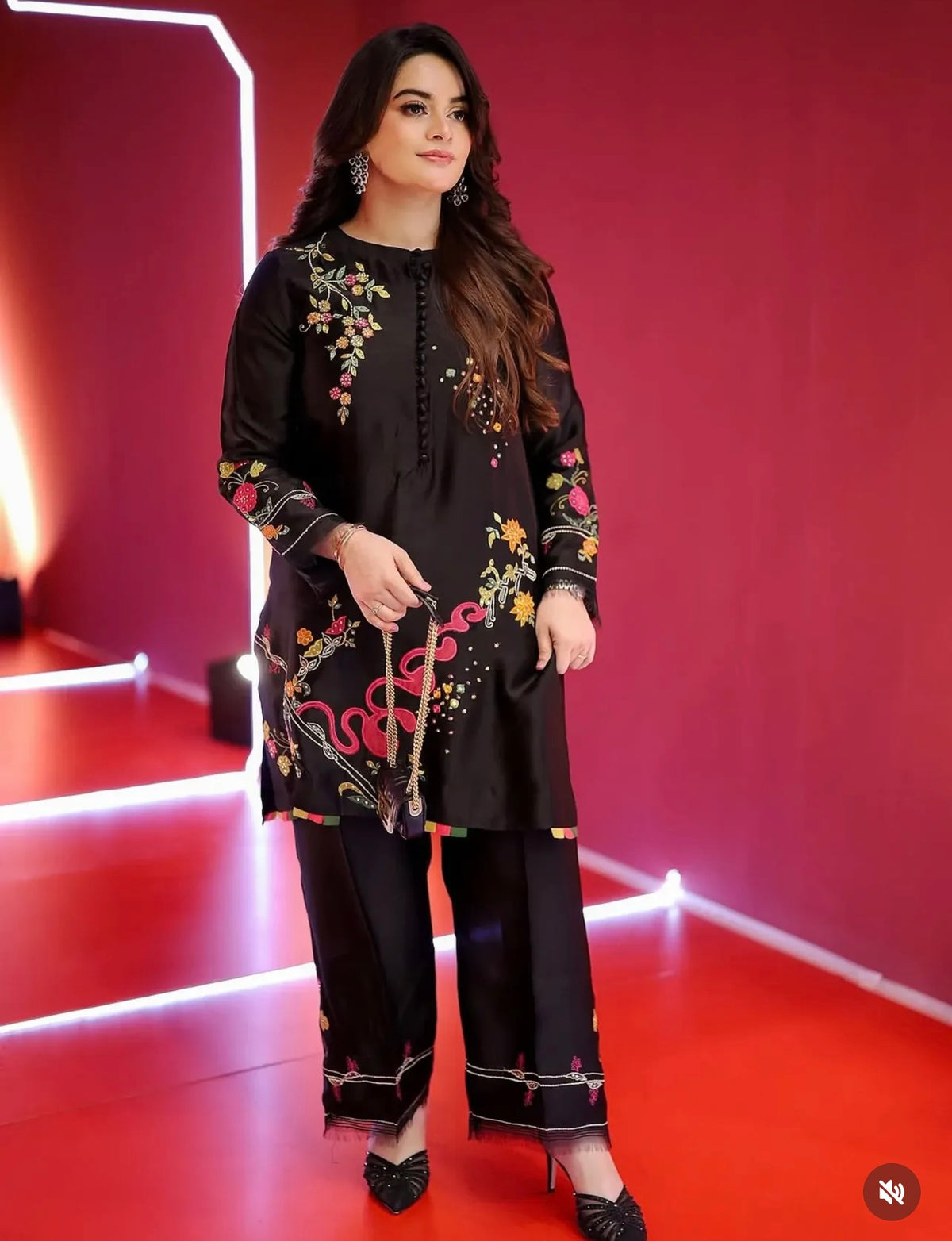NF-5270 Amin Minal Luxury Embroidered Winter Special 2PC