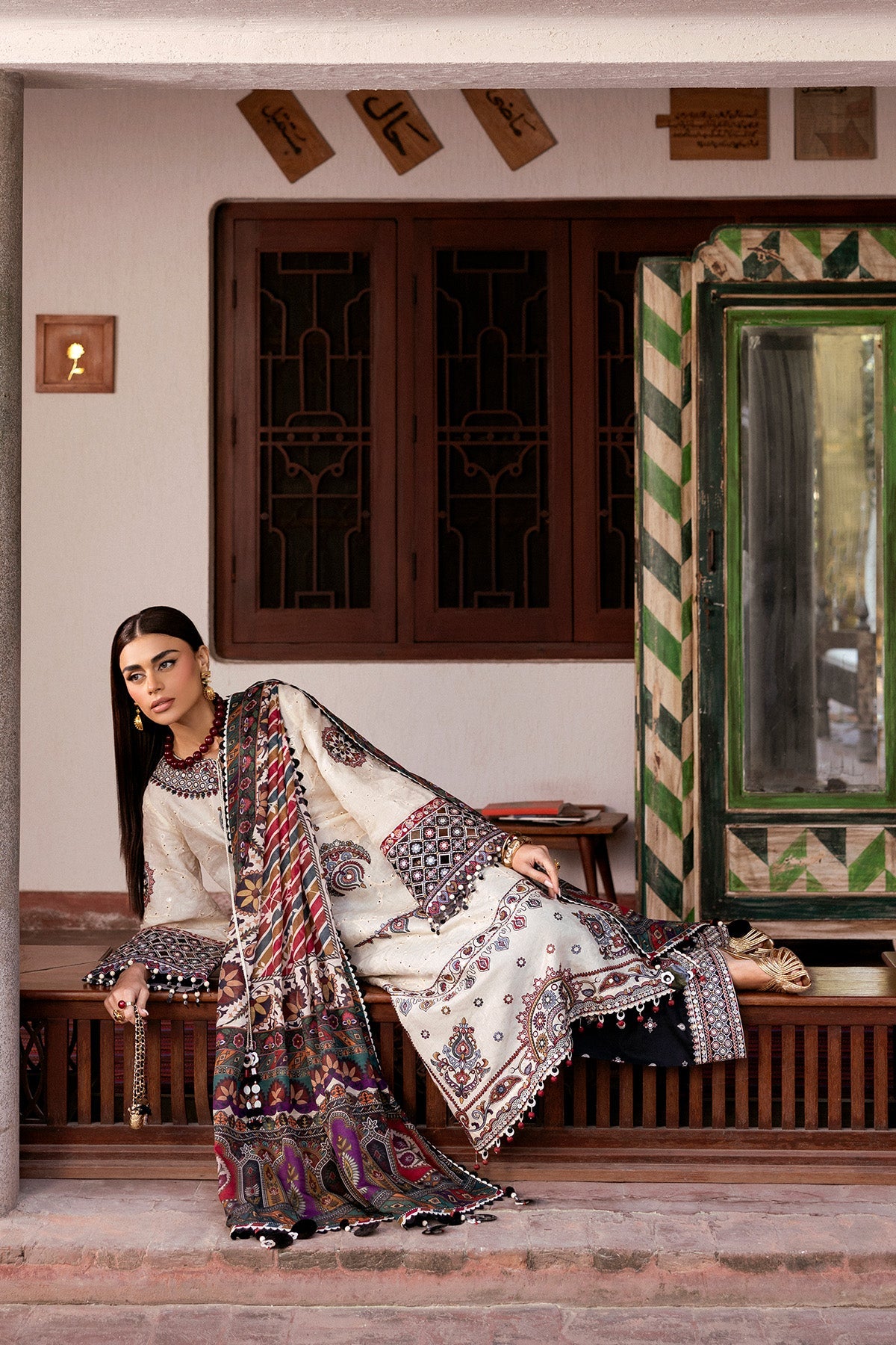 NF-857 Jazmin Luxury Embroidered Lawn 3PC