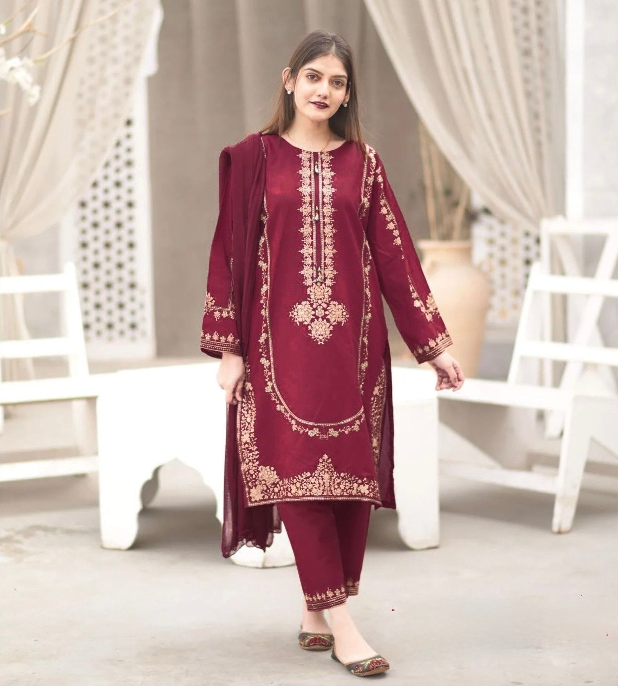 NF-304 Umza Luxury Embroidered Lawn 2PC