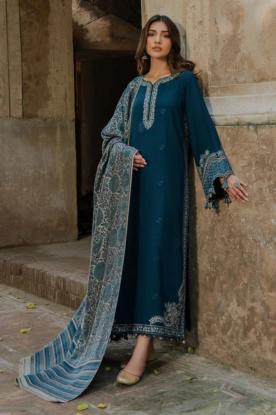NF-6205 Izel Luxury Embroidered Winter Danak 3PC