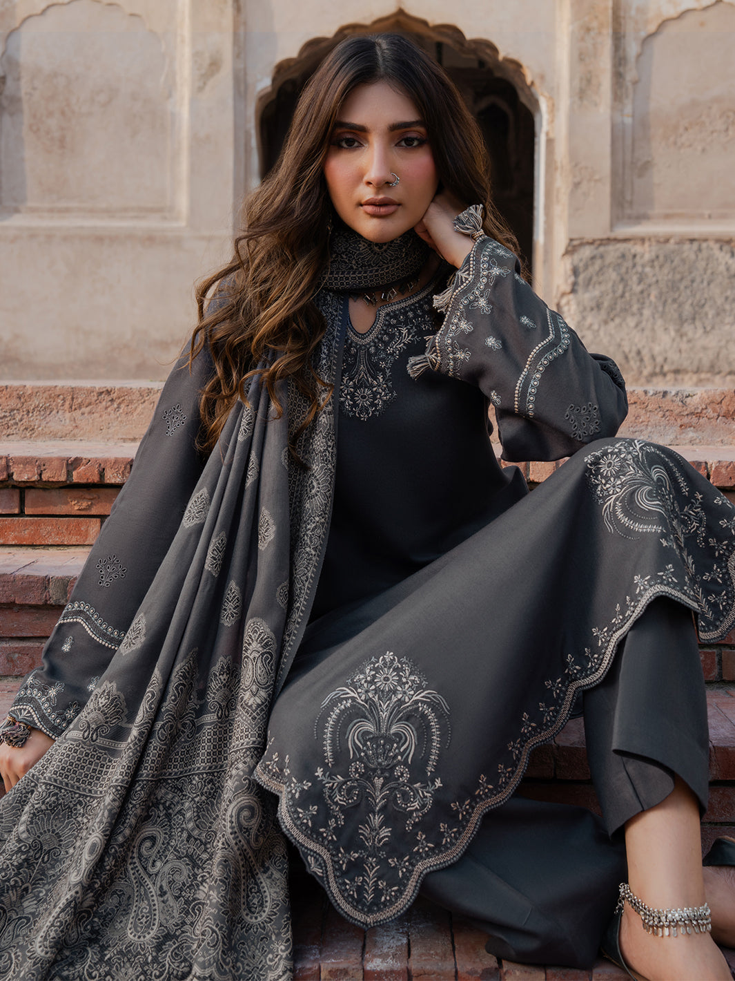 NF-325 Izel Luxury Embroidered Lawn 3PC