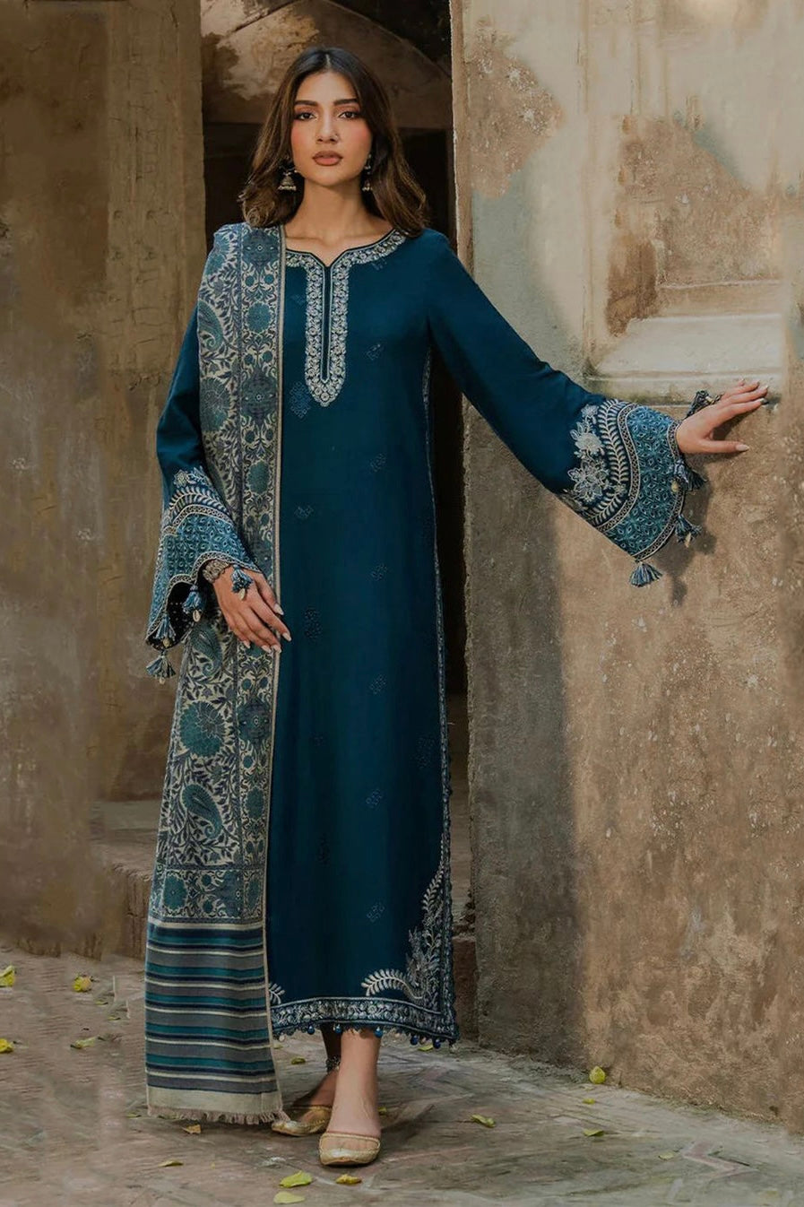 NF-6205 Izel Luxury Embroidered Winter Danak 3PC