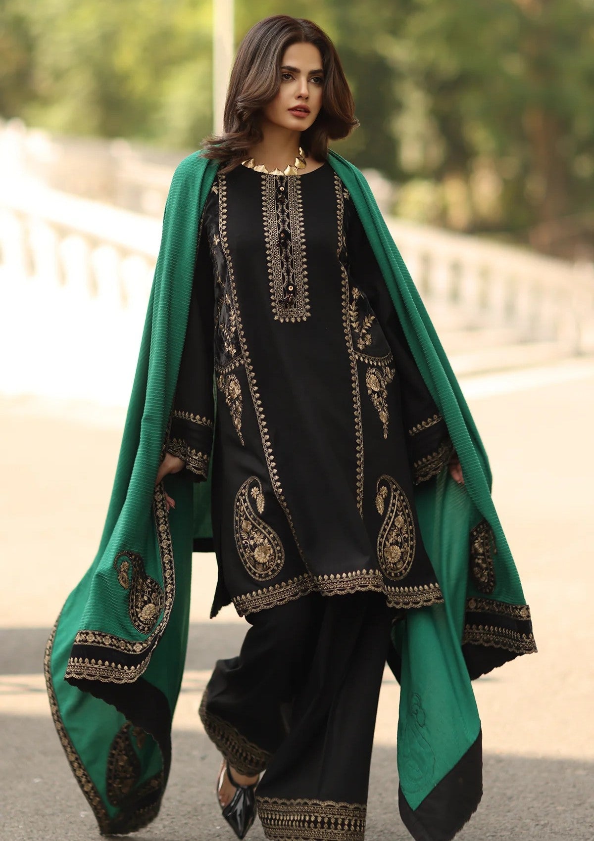 Charizma Luxury winter Special Danak 3PC