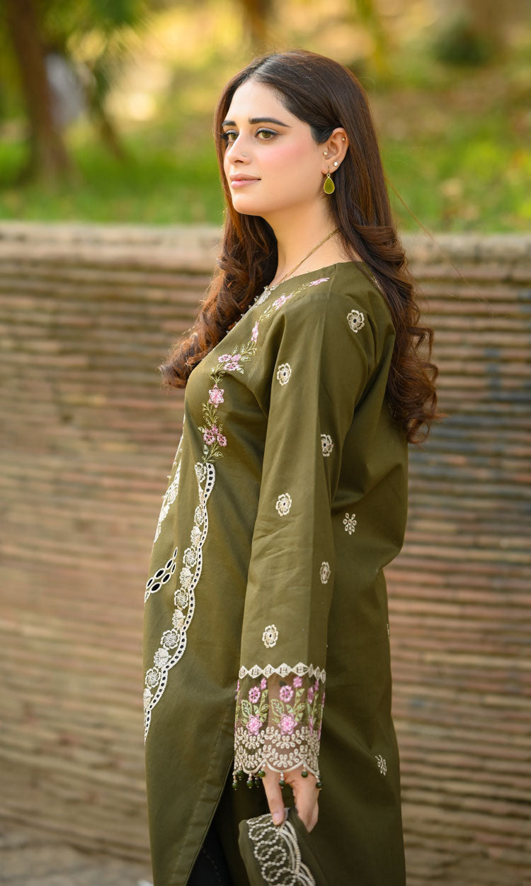NF-6116 Mushq Luxury Embroidered Lawn 3PC