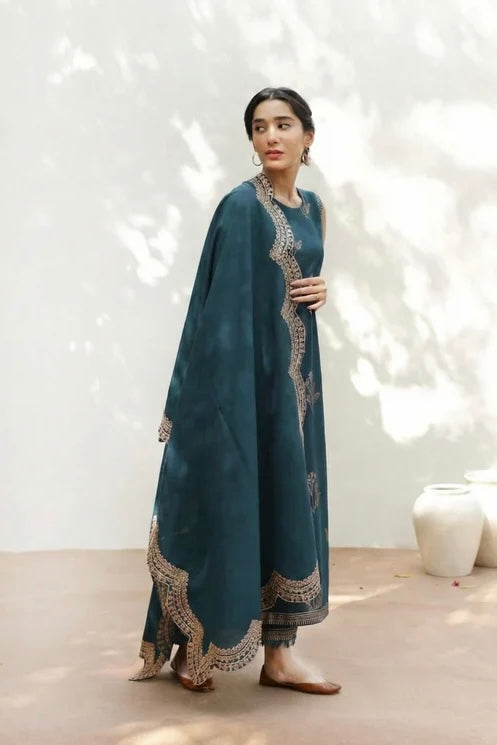 NF-1002 Mahrani Luxury with Ready to wear Shawl 3Pc