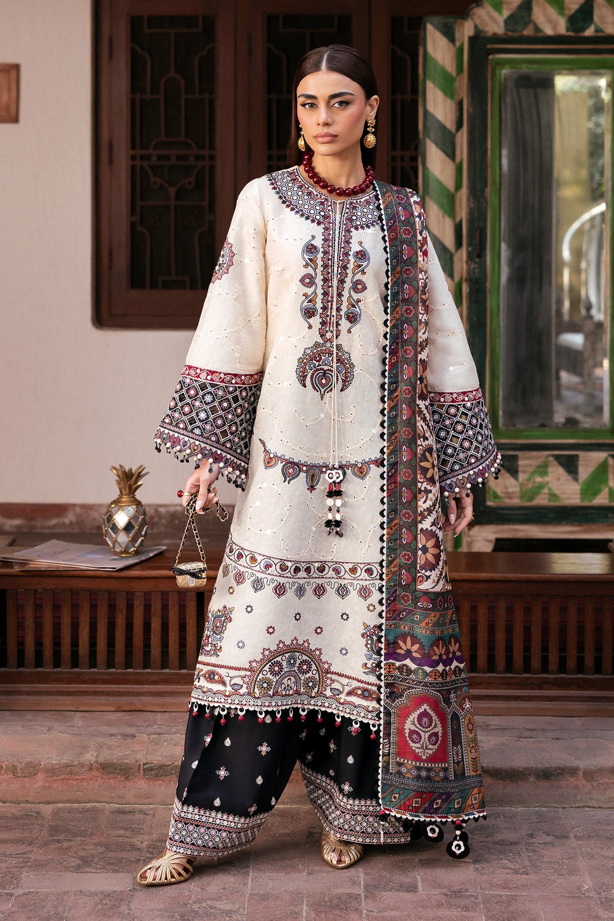 NF-857 Jazmin Luxury Embroidered Lawn 3PC