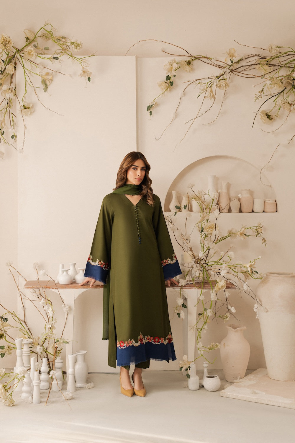 NF-121 Vintage Embroidered Danak 3Pc